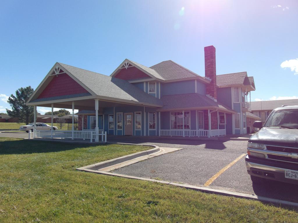 Heritage House Inn Muleshoe Exterior photo